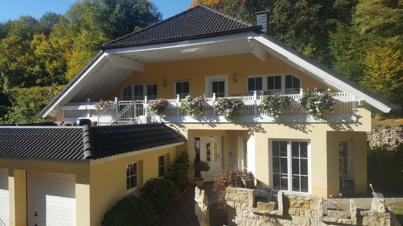 Апартаменты Im Corveyer Waeldchen Трабен-Трарбах Экстерьер фото